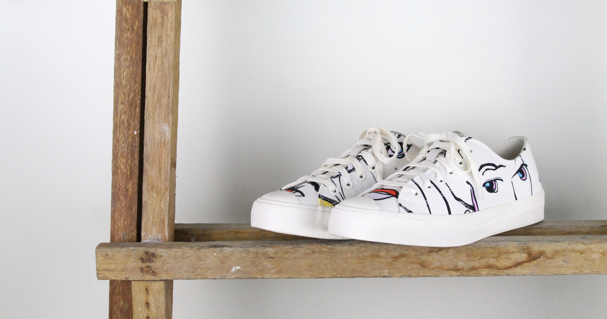 Double Face M1154 White Graffiti Sneakers