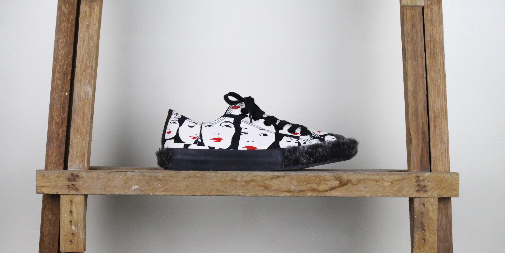 Double Face M1154A Black Graffiti Sneakers