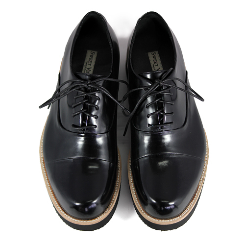 Wine Cup M1127 Black Leather Sneakers