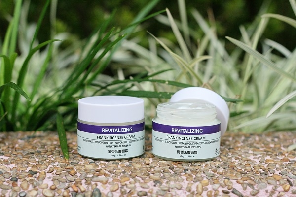 乳香活膚面霜 Frankincense Revitalizing Cream 50G