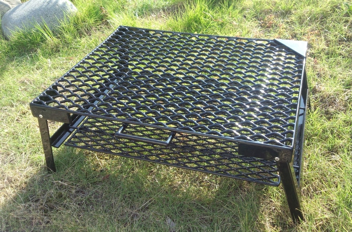 The Rhombus Mesh TableⅢ M 菱形網狀雙層架M
