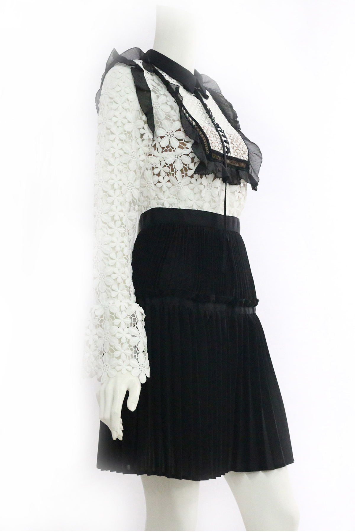 【self-portrait】長袖褶裙短洋裝(黑白蕾絲)SP9045/BLACK.WHITE