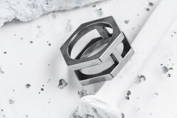 Vitaly Design | 蜂巢戒指 仿古銀