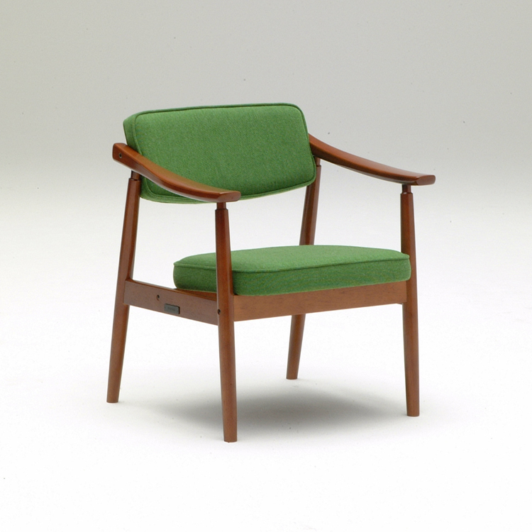 D Chair 平織綠扶手椅