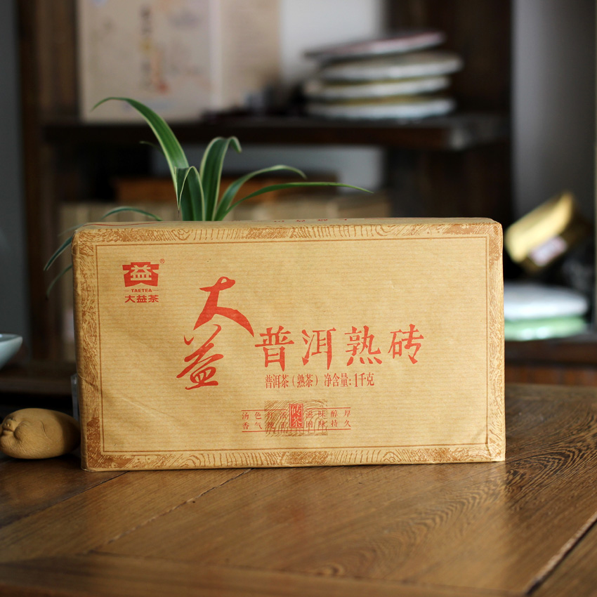 2015年大益普洱熟磚1501批1000克磚茶