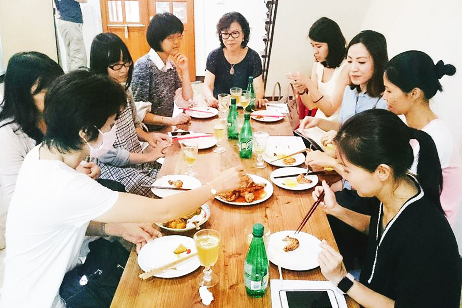 實作完成後大家一同品嘗成品