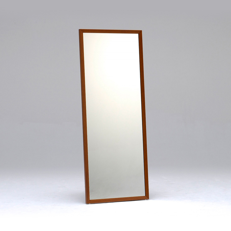Stand mirror 立鏡