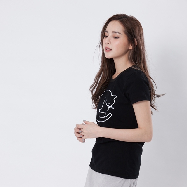 貓咪愛睡覺 蜜桃棉 短袖 女T 黑色