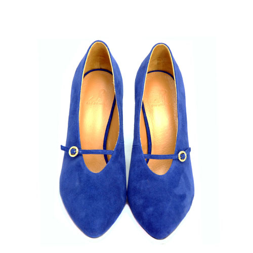 Charlotte 復古V型高跟鞋(三色) MIT款