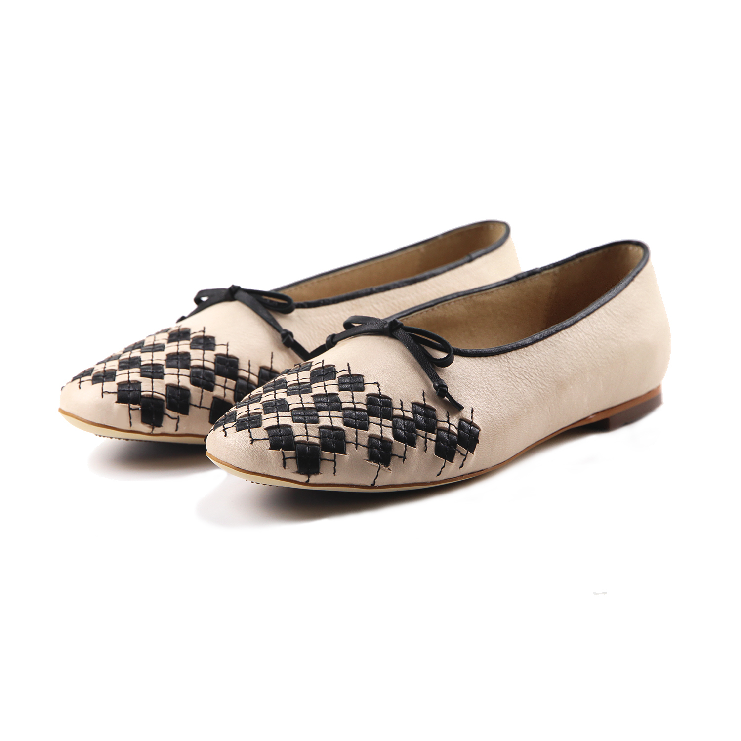 PLAYGAME W1059 Nude Leather Ballet Flats