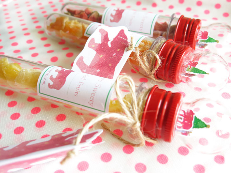 聖誕節的熊-玻璃球繽紛小果乾