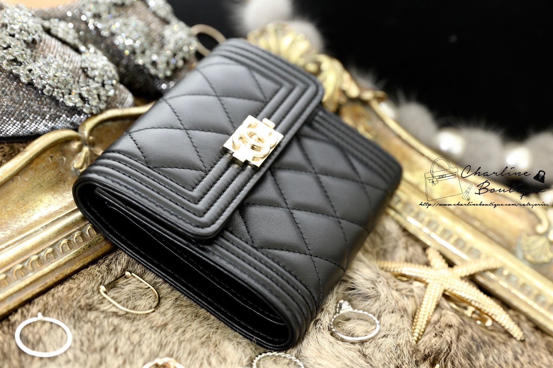 Chanel Boy Wallet 黑色金CC羊皮菱格紋三折短夾-Charline Boutique 精品代購