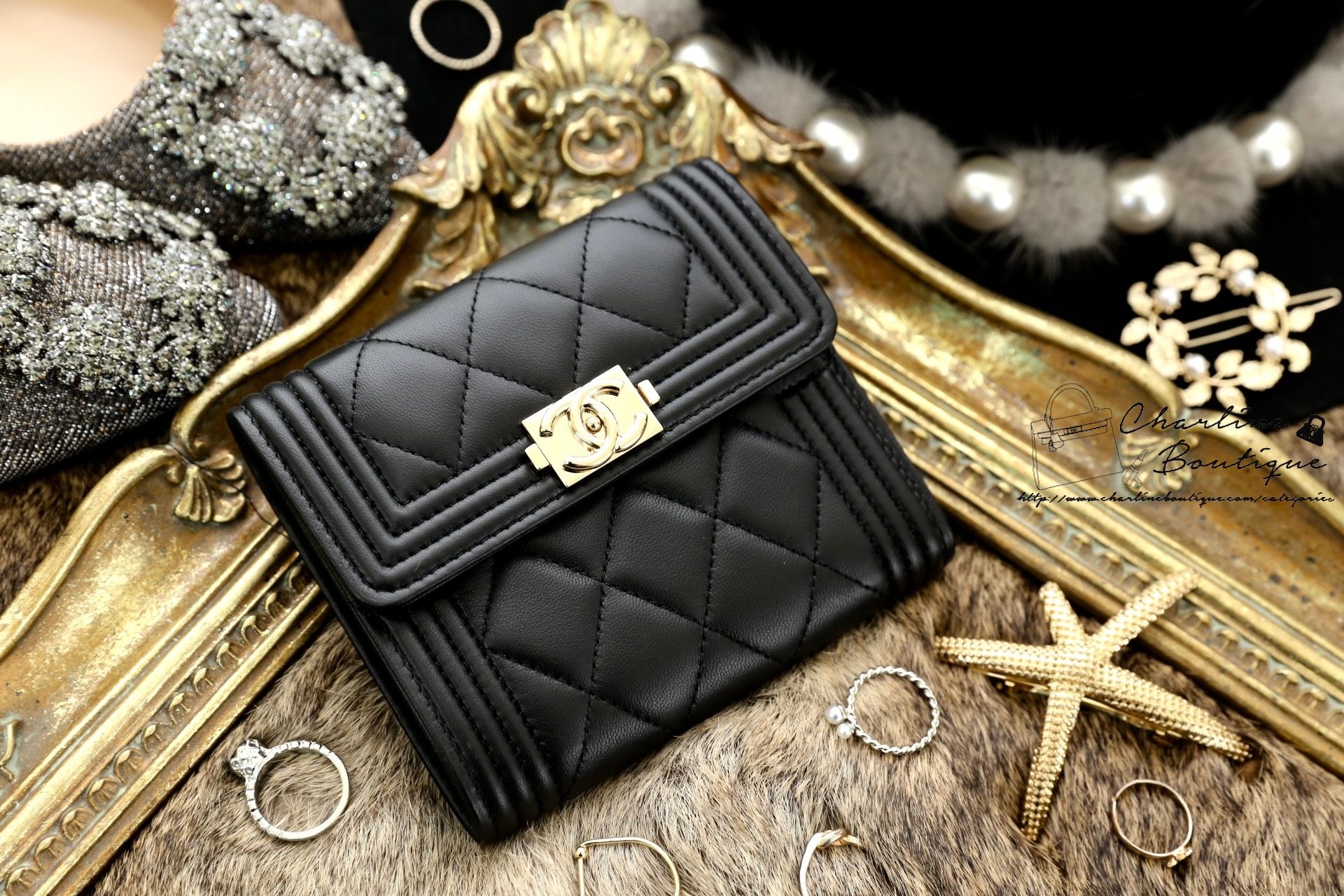 Chanel Boy Wallet 黑色金CC羊皮菱格紋三折短夾-Charline Boutique 精品代購