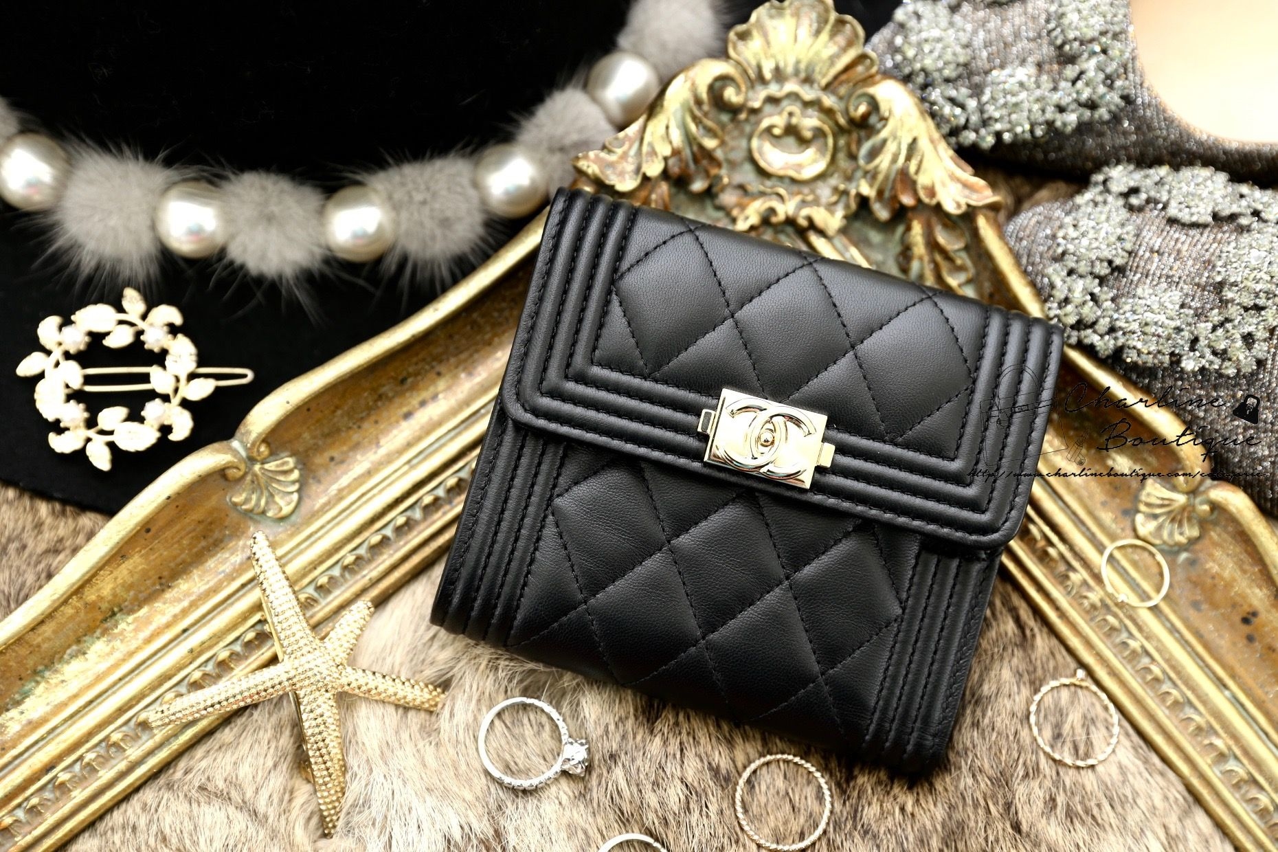 Chanel Boy Wallet 黑色金CC羊皮菱格紋三折短夾-Charline Boutique 精品代購