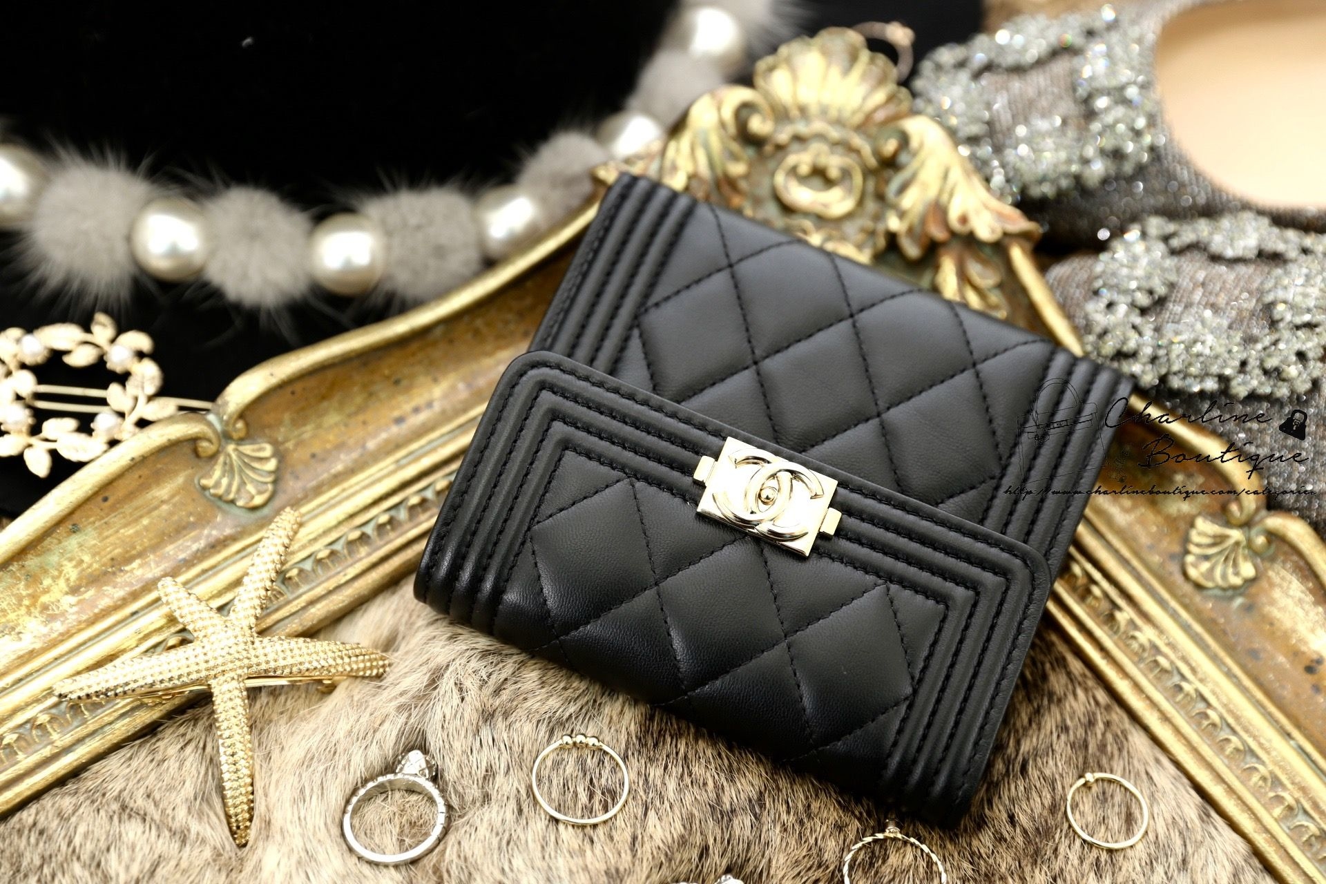 Chanel Boy Wallet 黑色金CC羊皮菱格紋三折短夾-Charline Boutique 精品代購