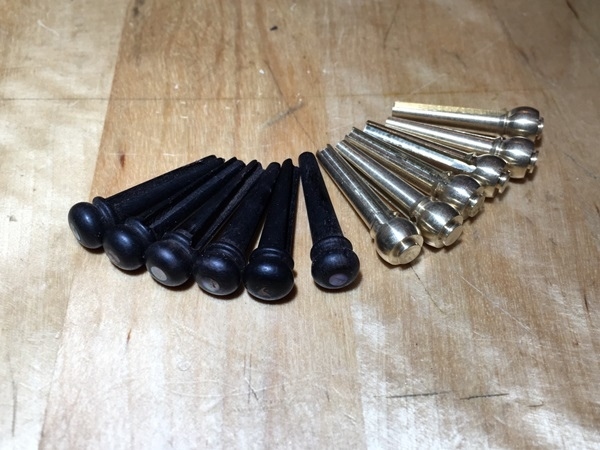 黑檀木弦釘更換黃銅弦釘