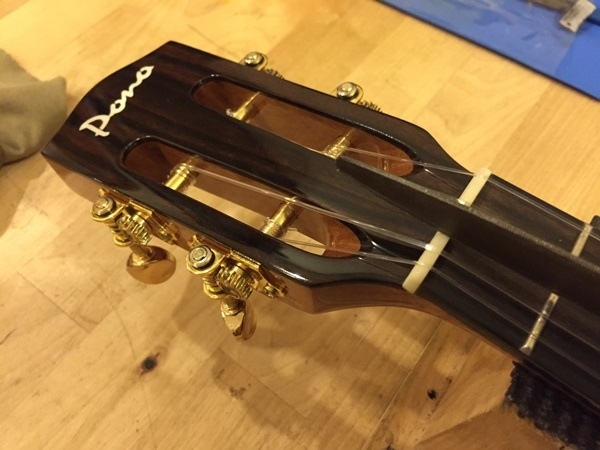 烏克麗麗弦枕過高調整