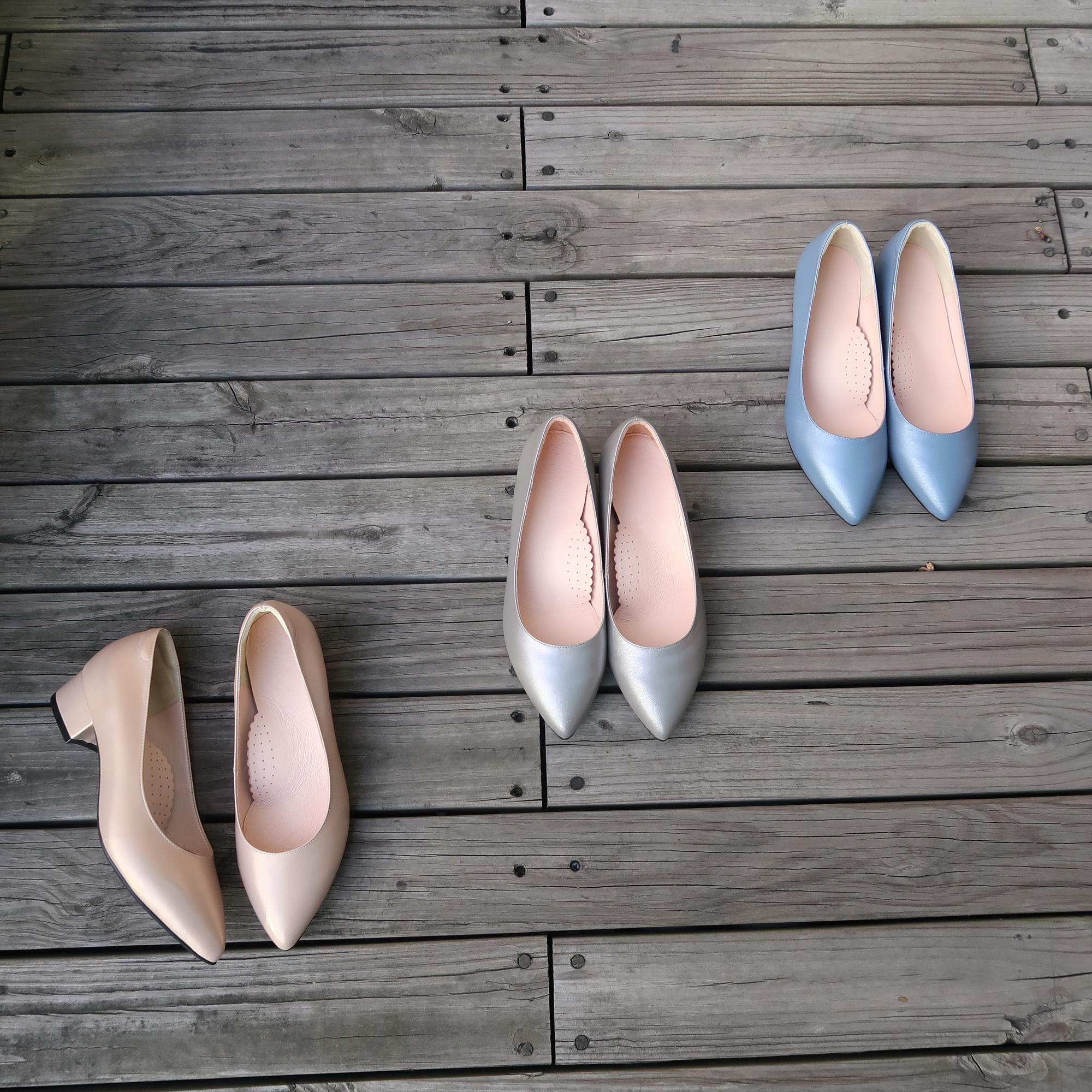 【Meet Colors！台灣】小低跟尖頭羊皮三色跟鞋