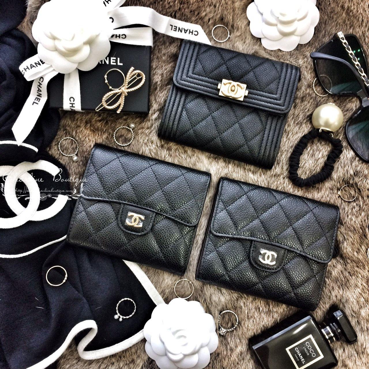 Chanel Boy Wallet 黑色金CC荔枝菱格紋三折短夾,Chanel 黑色金CC酒紅內裡荔枝菱格紋零錢夾,Chanel 黑底白CC喀什米爾圍巾-Charline Boutique 精品代購