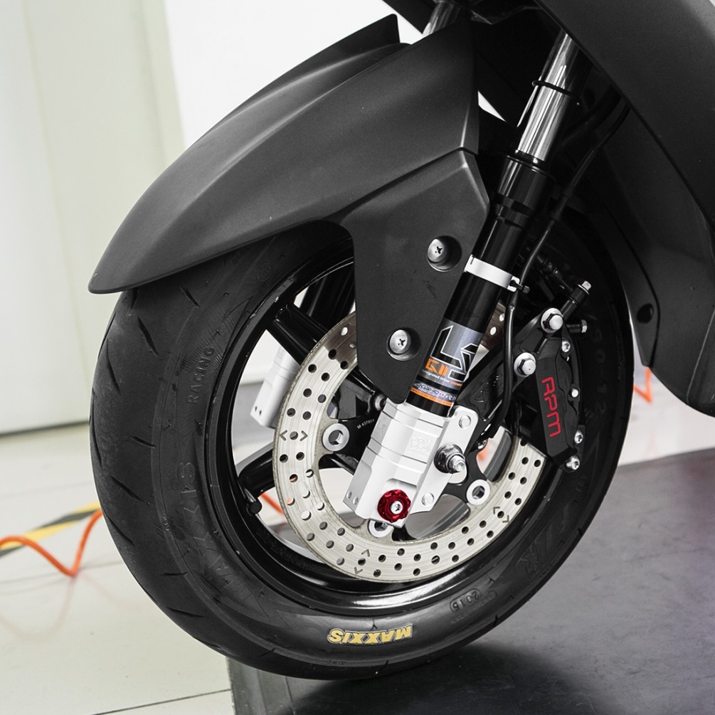 GII LS 正叉前避震器