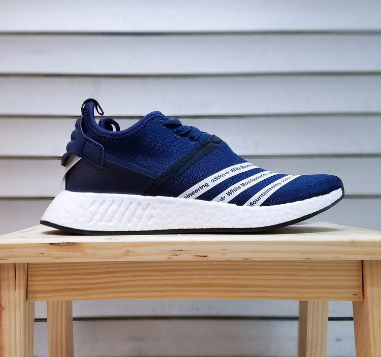 Nmd r2 shop navy blue