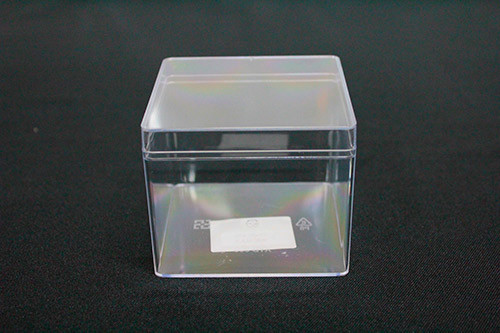 ˊ正方形塑膠盒