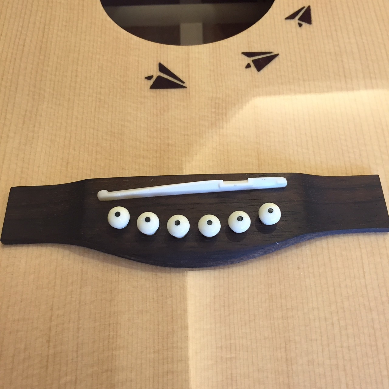 吉他弦釘 - 白(單顆) 塑料 吉他零件 第 3 張圖片｜三峽吉他 / Bass