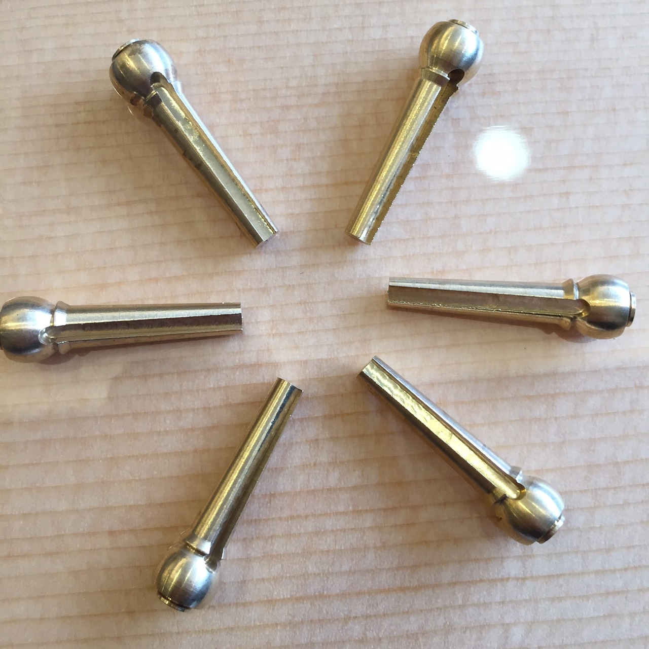 黃銅弦釘(6顆/組) 高音提升 泛音提升 音色升級 第 3 張圖片｜三峽吉他 / Bass