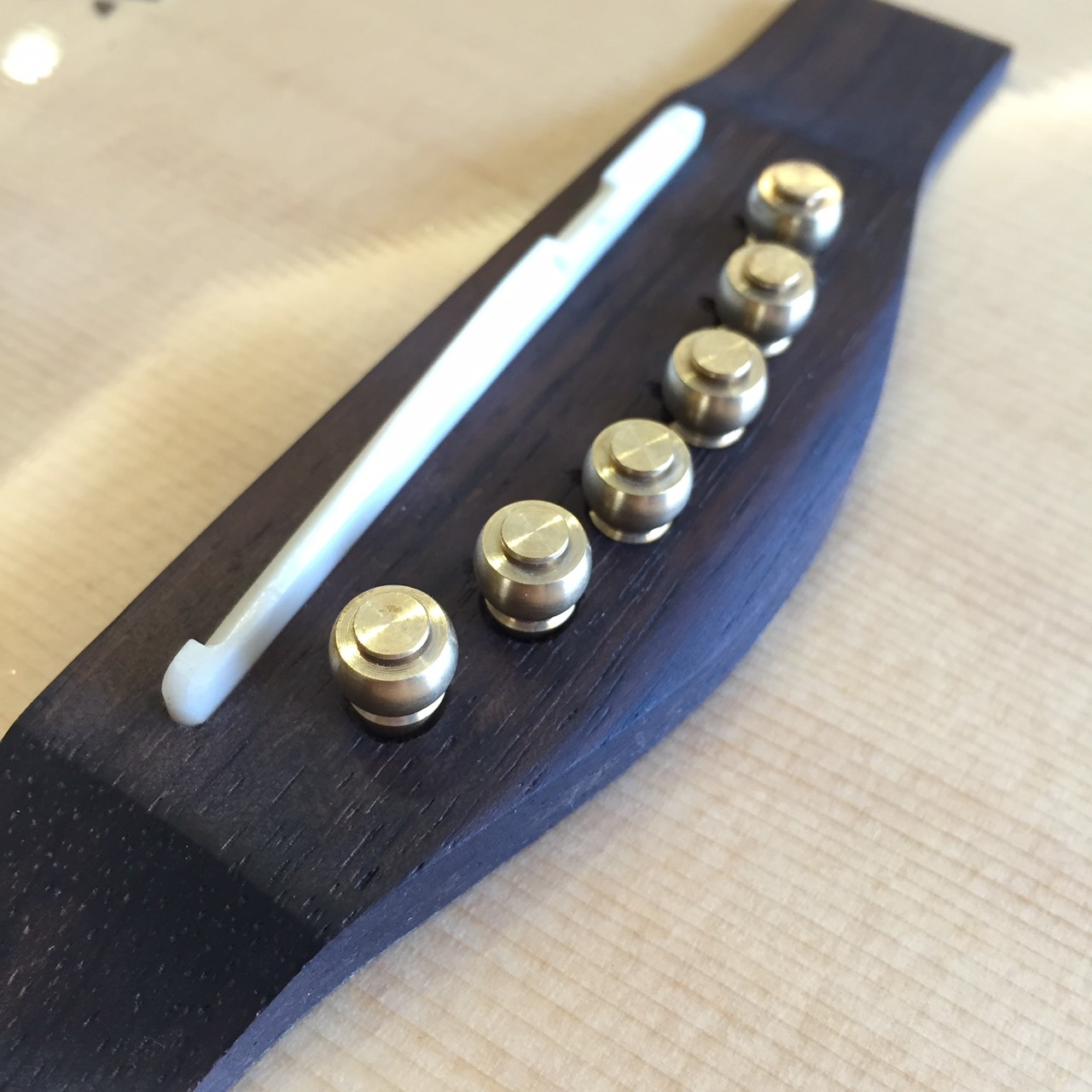 黃銅弦釘(6顆/組) 高音提升 泛音提升 音色升級