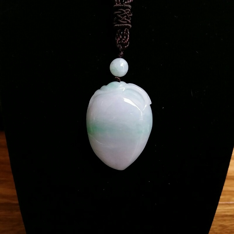 J370 冰糯白底青壽桃吊墜