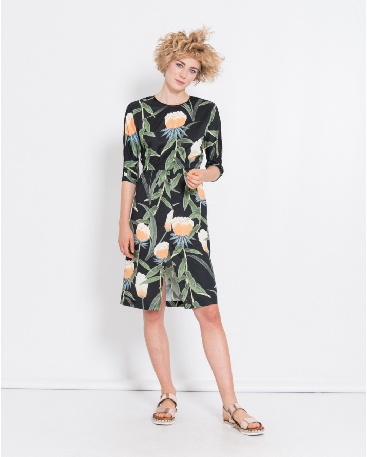 【silvian-heach】暗夜花卉五分袖洋裝