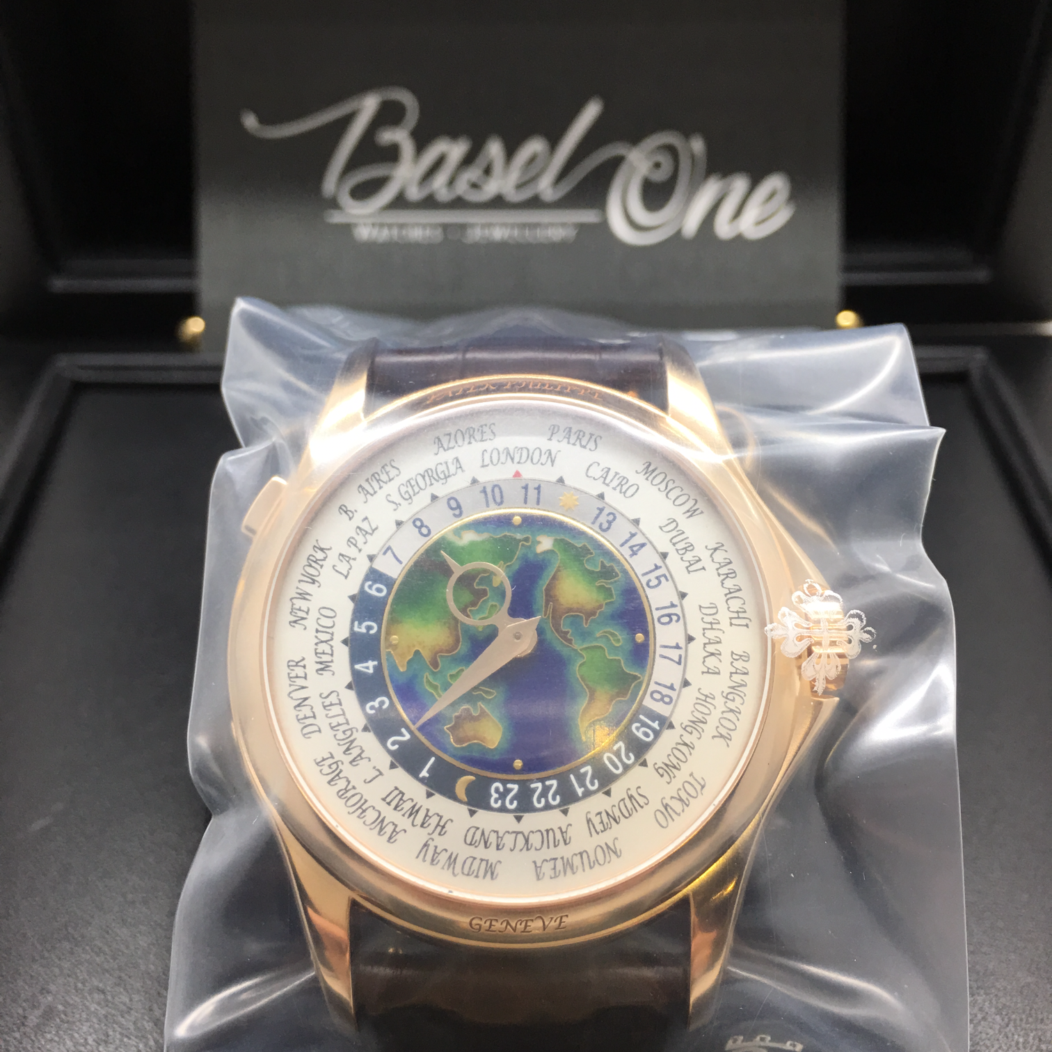 Discontinued BRAND NEW 5131R-011 5131 PATEK PHILIPPE ROSE GOLD MEN COMPLICATIONS (NOT FOR SALE)