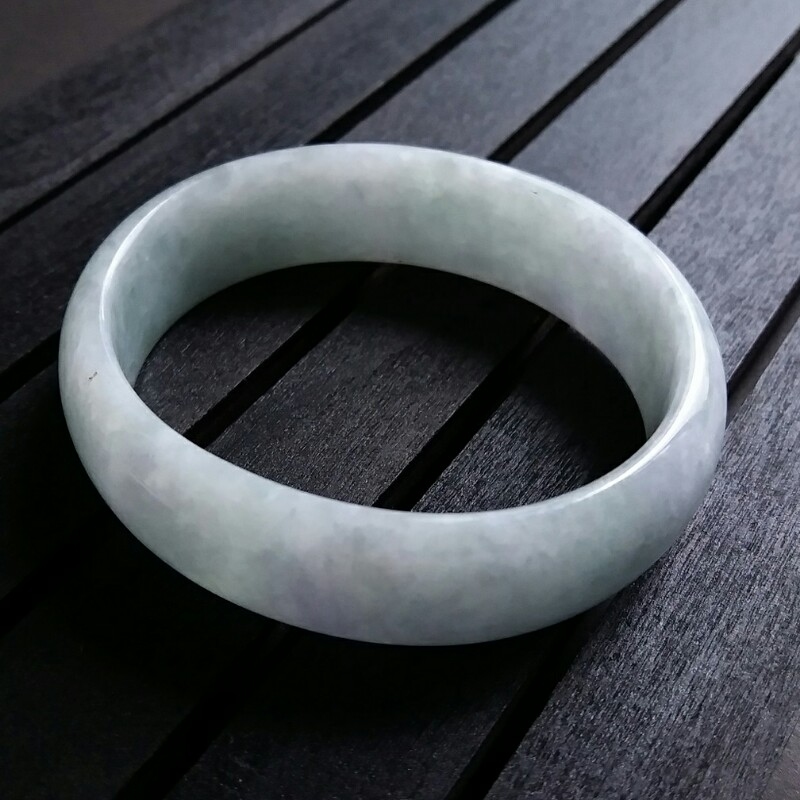 J401 冰糯寬版紫羅蘭貴妃鐲 49mm (1.32)