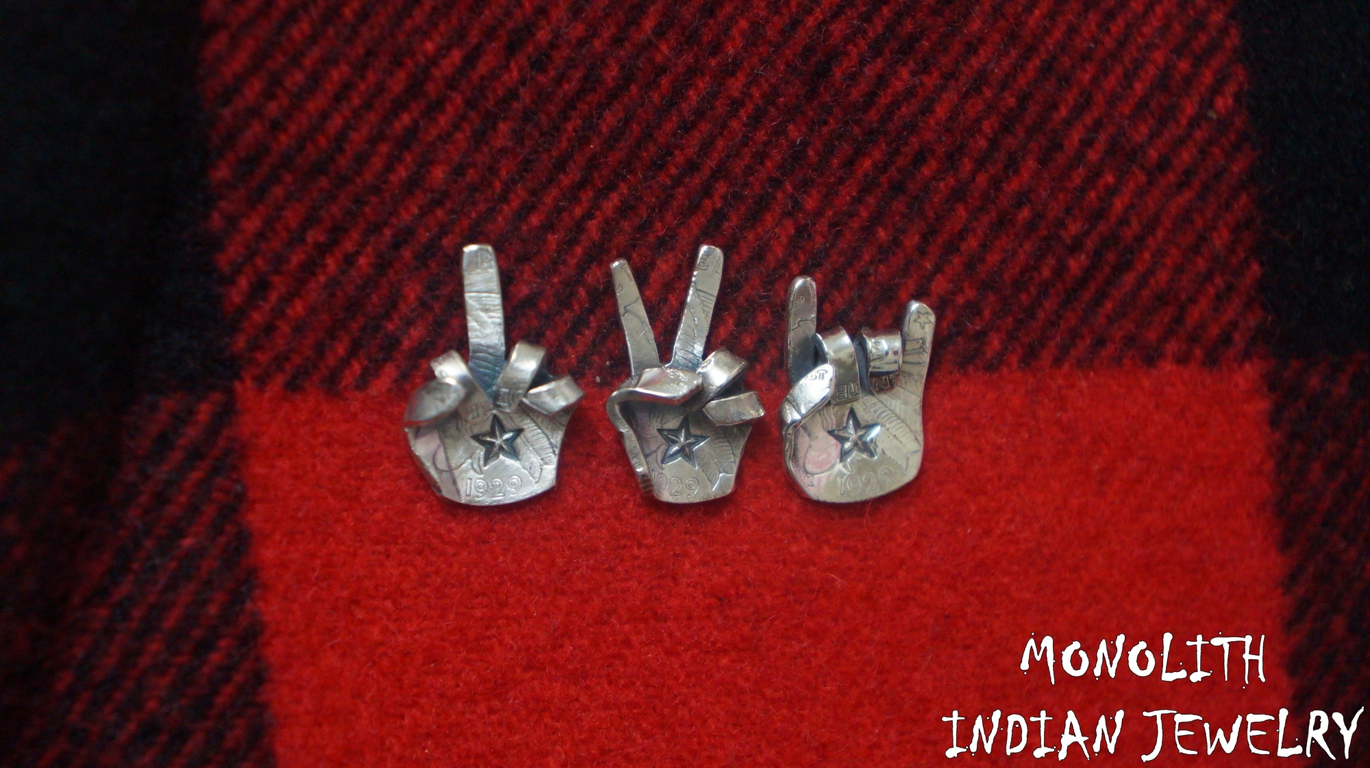 手勢銀幣 【別針】