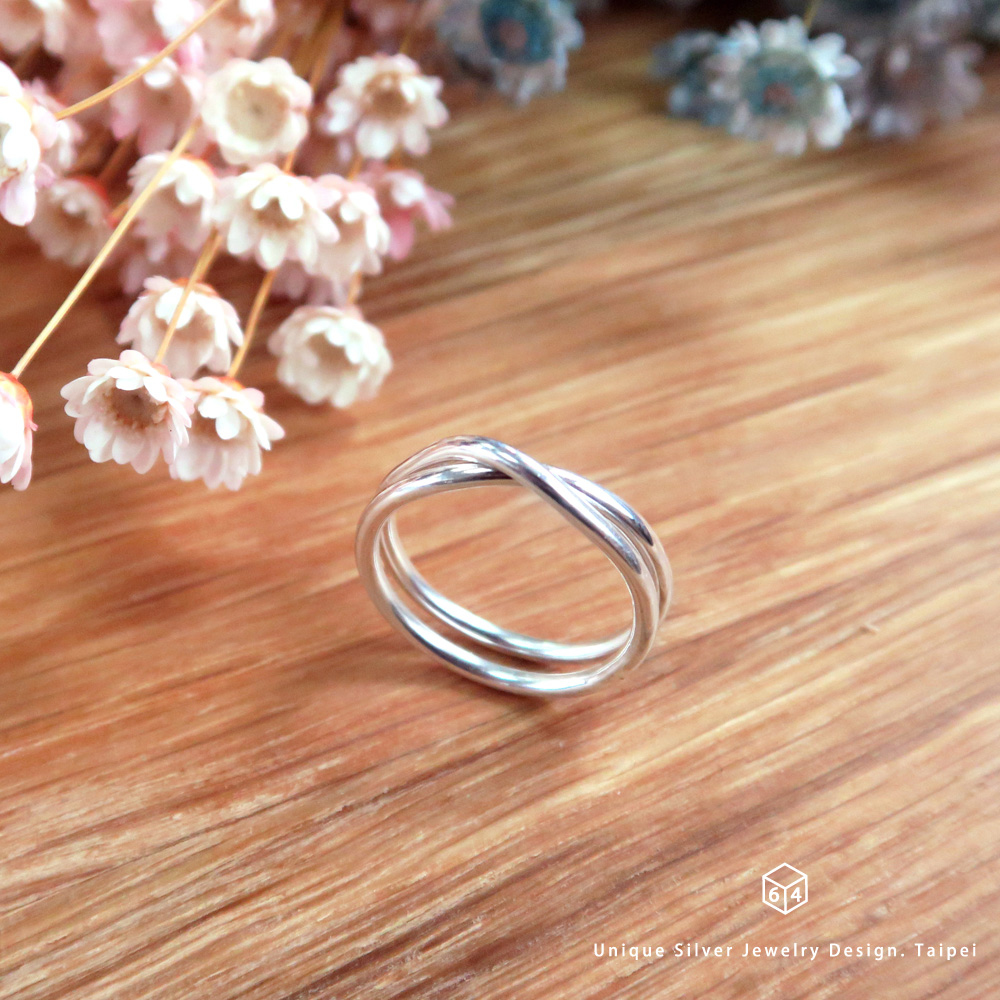 純銀二迴旋銀戒