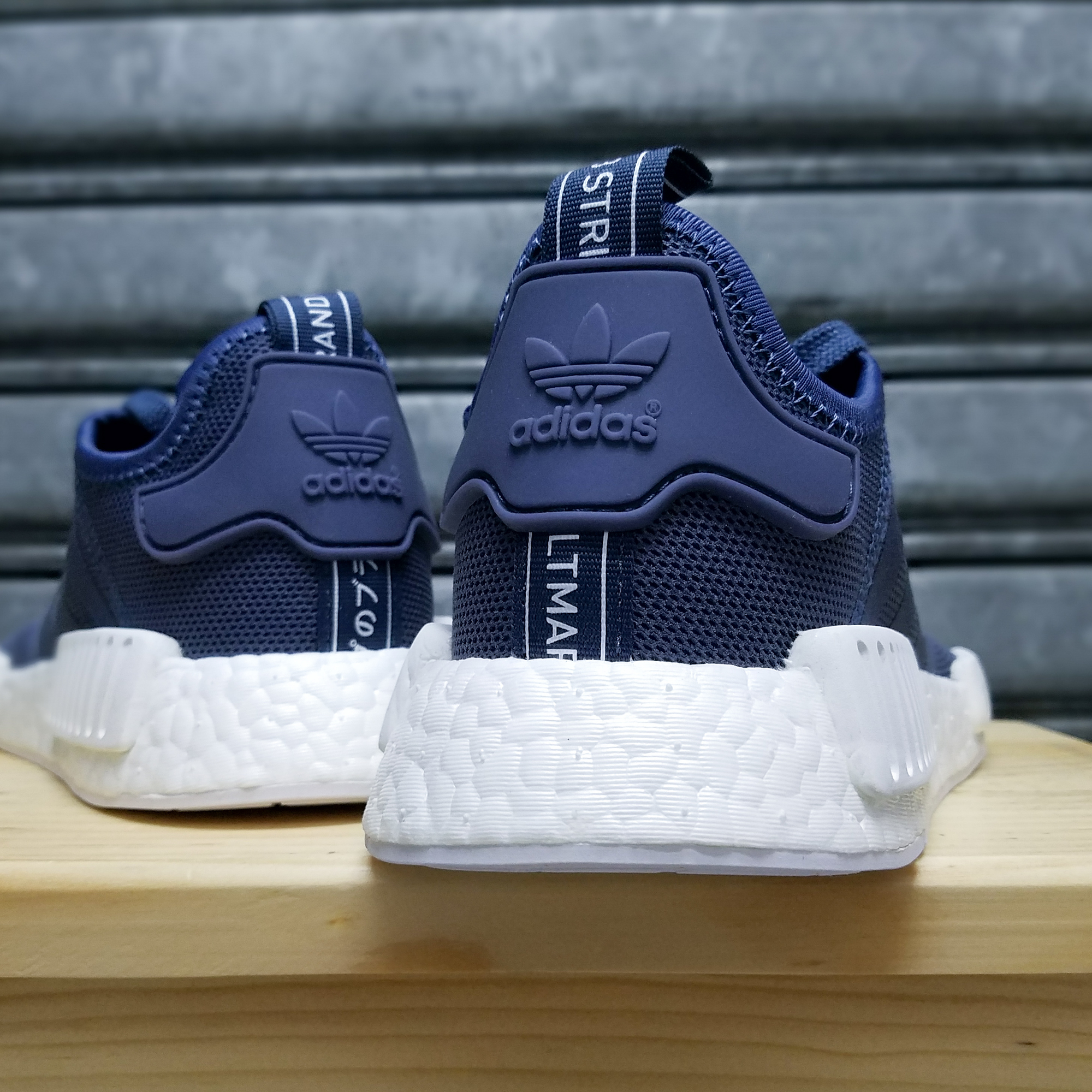 Adidas NMD R1 "Tech Ink" S76005