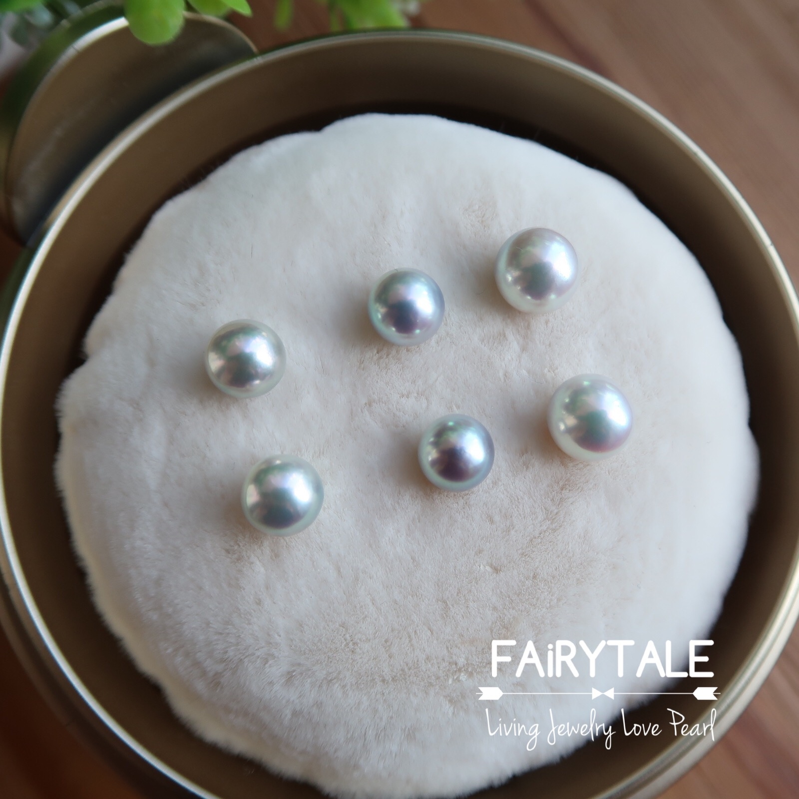 18K金天然銀藍色Akoya珍珠耳釘