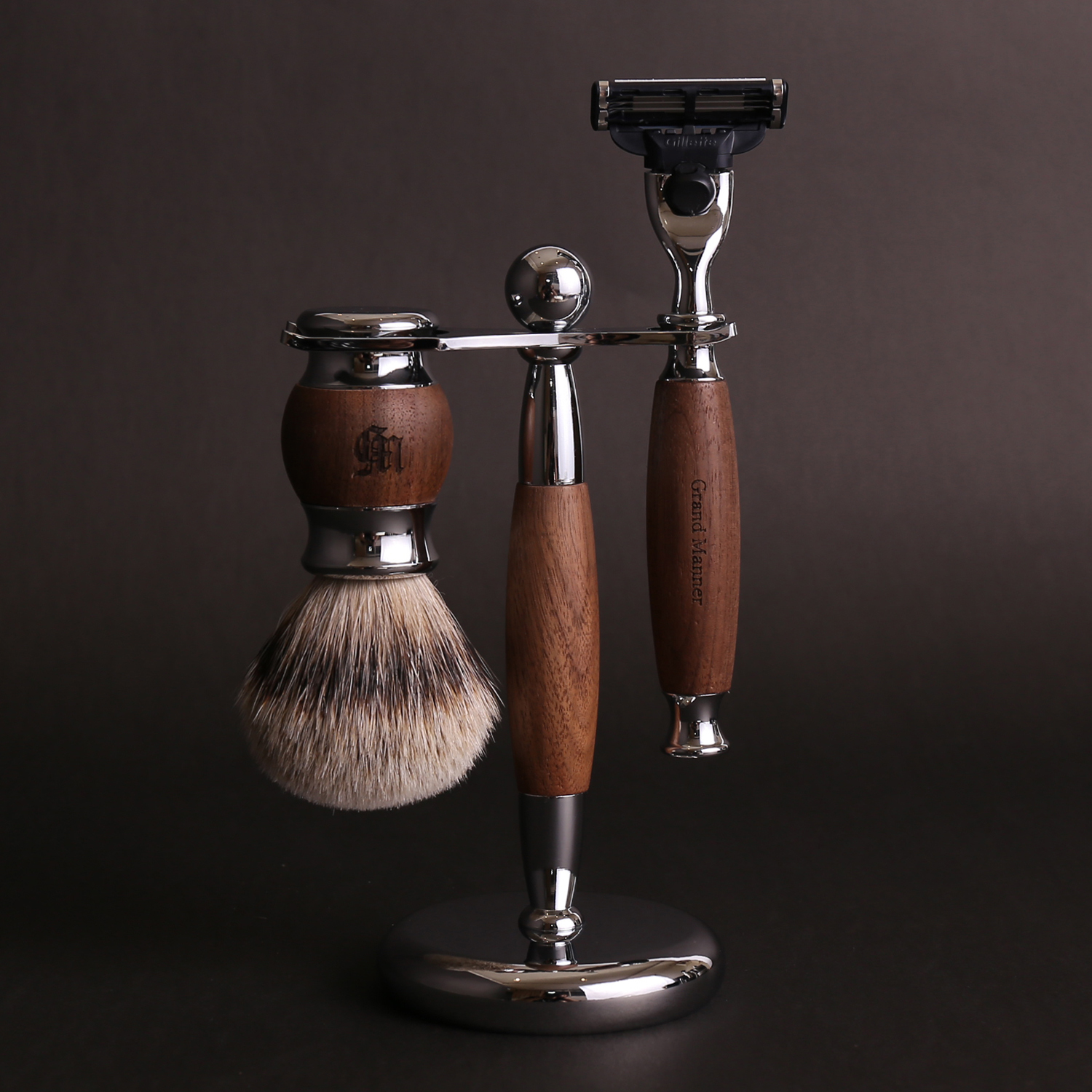 ★ 73折 ★ 尊爵胡桃木 手動安全刮鬍刀 5件超值組（Mach3 / 鋒速3刀片）