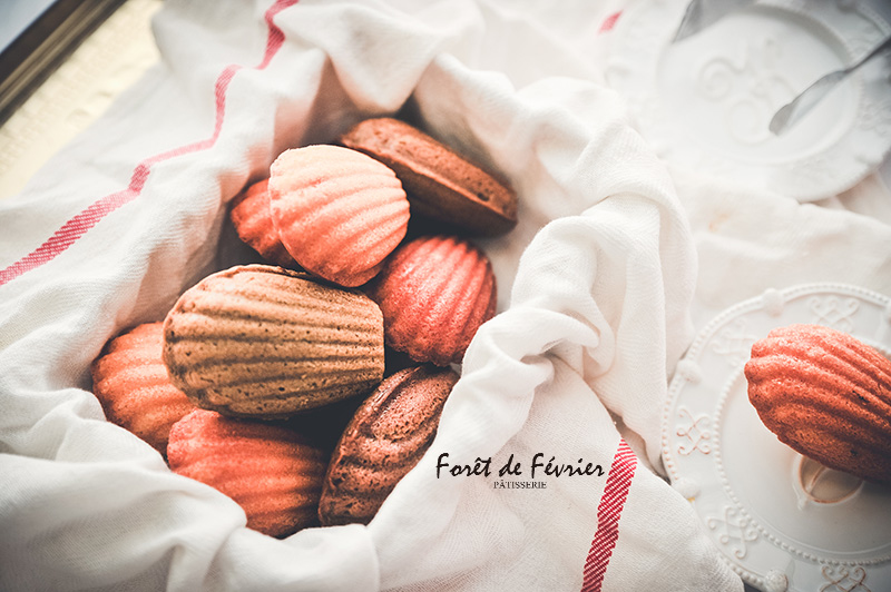 2025手工喜餅推薦 手工餅乾 喜卡，二月森手工喜餅禮盒，手工喜餅樣式，客制化喜餅，手工喜餅推薦