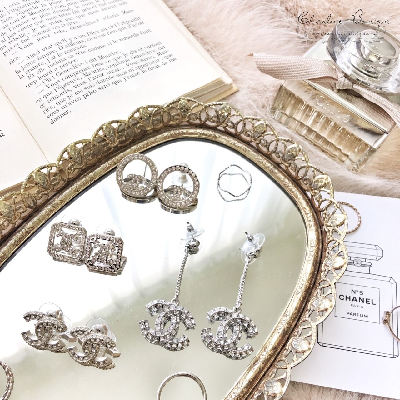 Chanel Earrings 銀色方格水鑽CC垂墜耳環,Chanel Earrings 金色雙CC小珍珠鑲嵌耳環-Charline Boutique 精品代購