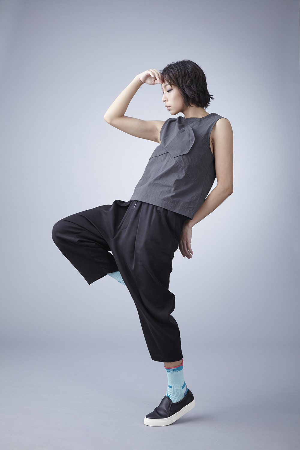 nozzle quiz 是以機能性、街頭感為精神的台灣潮流襪子品牌。以機能襪履做為出發，粉嫩色系與帆布鞋營造出輕鬆生活的life style。