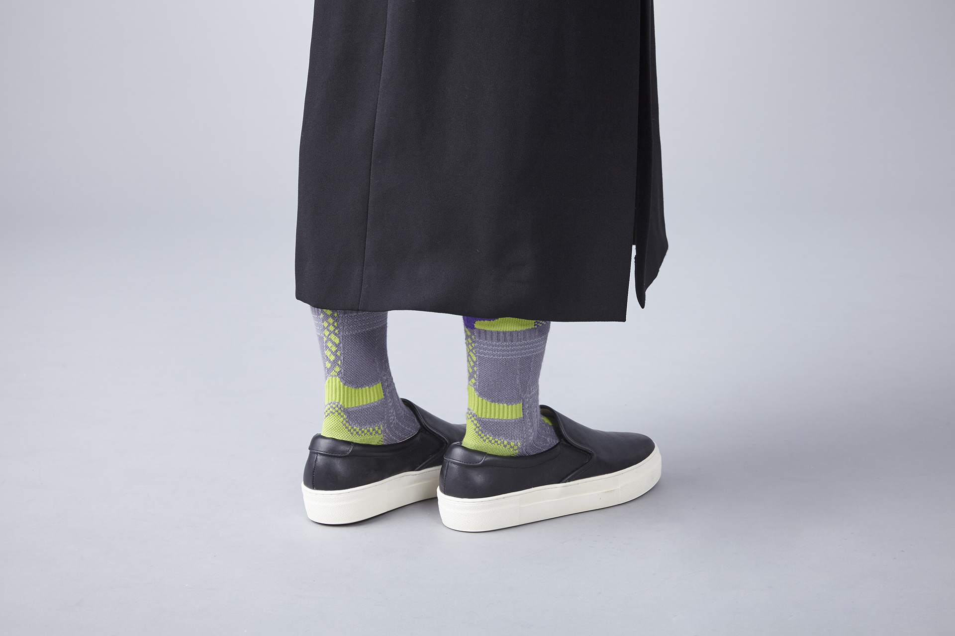 nozzle quiz 是以機能性、街頭感為精神的台灣潮流襪子品牌。以機能襪履做為出發，粉嫩色系與帆布鞋營造出輕鬆生活的life style。