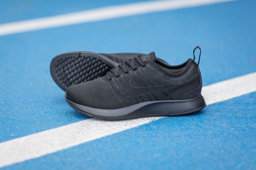 nike dualtone racer all black