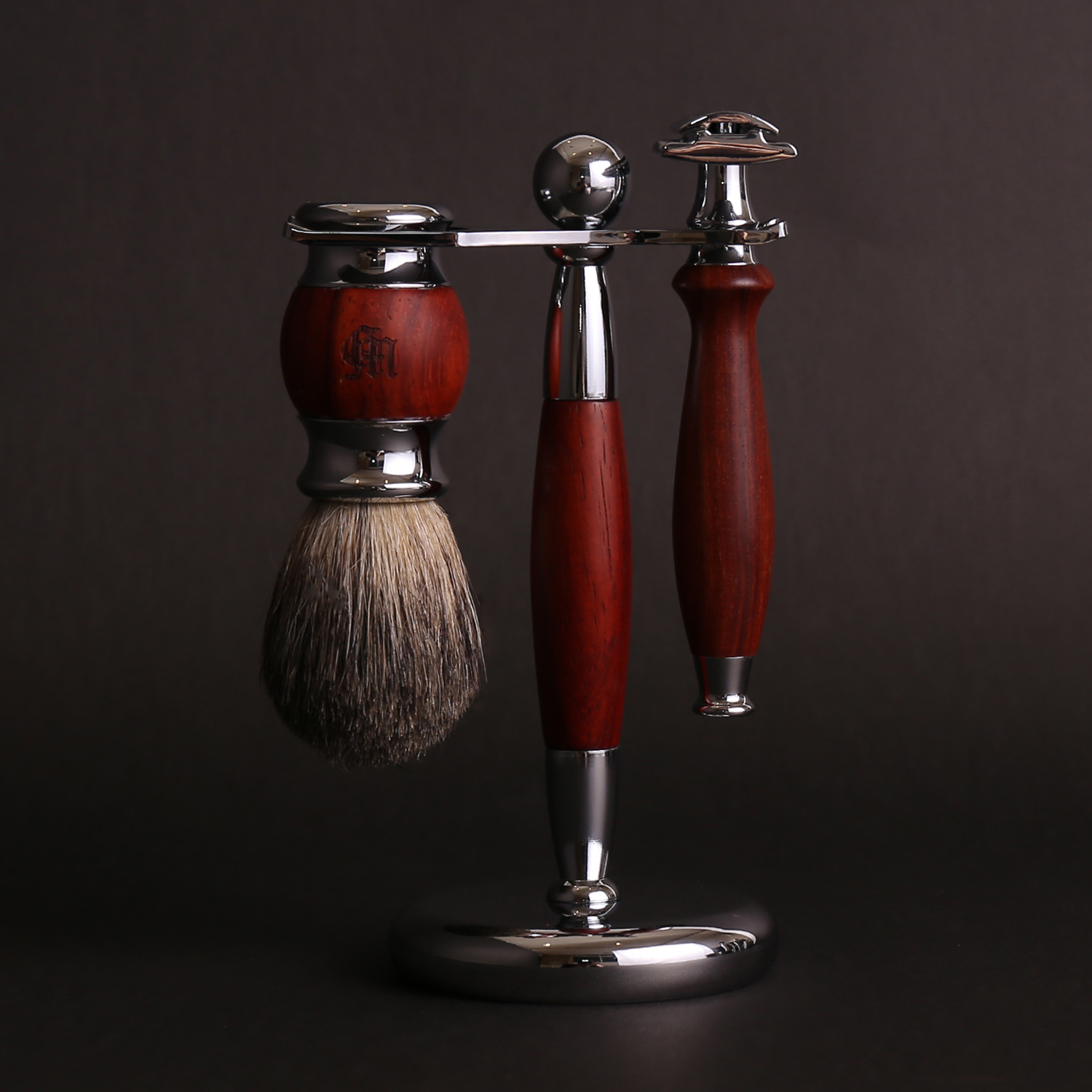 英國 Grand Manner 紅檀木 復古雙面安全手動刮鬍刀組（傳統老式雙刃刮鬍刀片 / 禮盒）