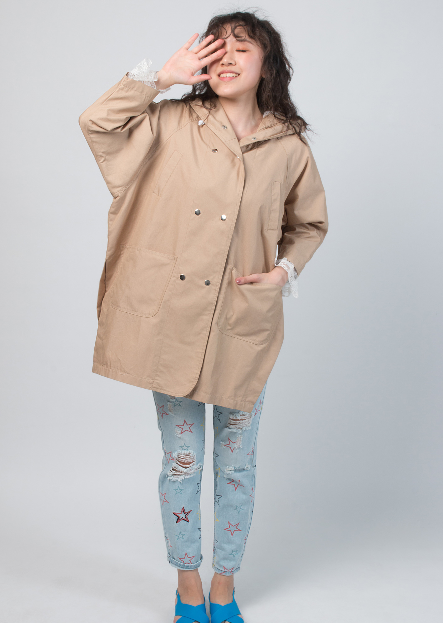 【SH】蕾絲拼接篇幅袖寬版連帽風衣