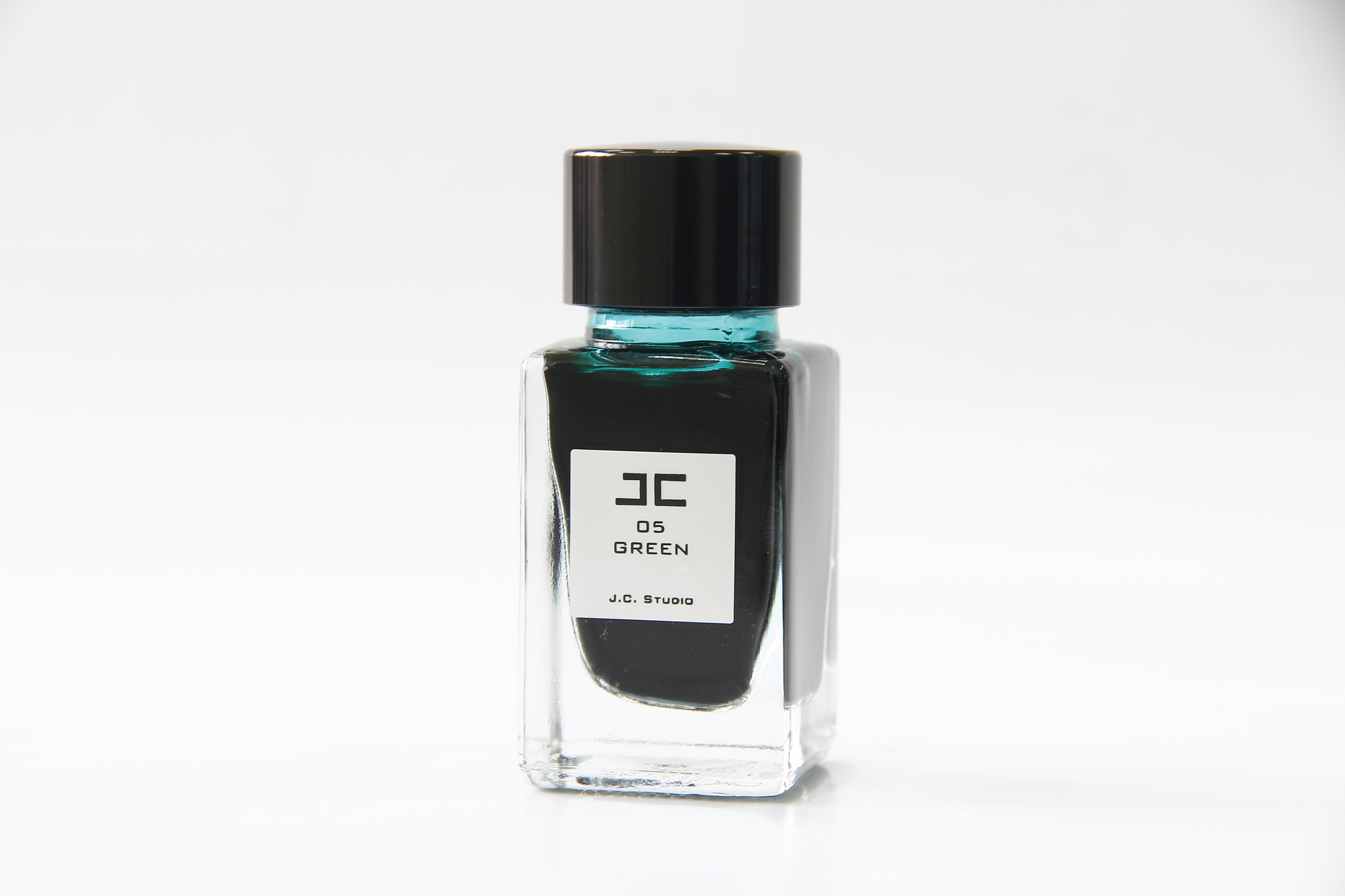 JC  NO.05  GREEN 綠色 -15 ml