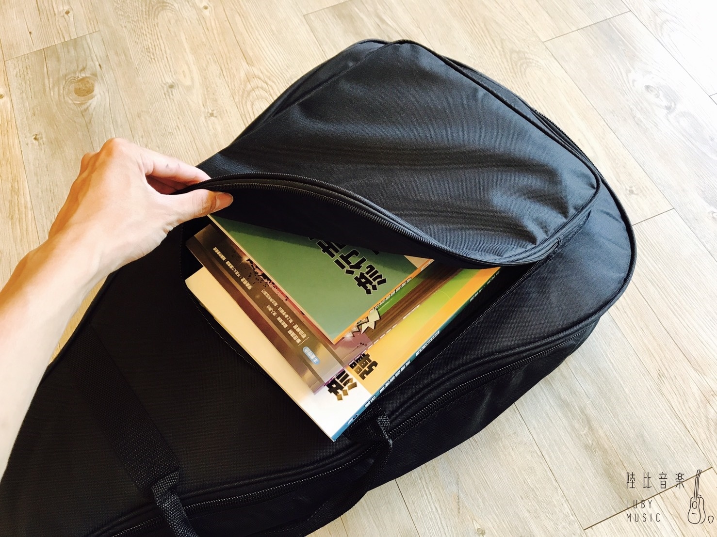 高級木吉他琴袋 可裝39-41吋吉他 厚度10mm 有內枕保護 前置口袋 雙肩背 防潑水