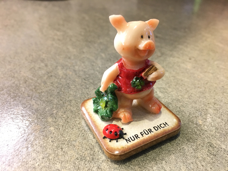 幸運招財臉紅陶瓷小豬