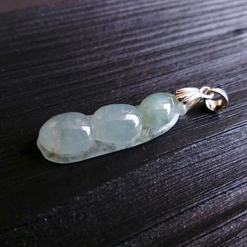 J660 冰種淺綠四季豆吊墜