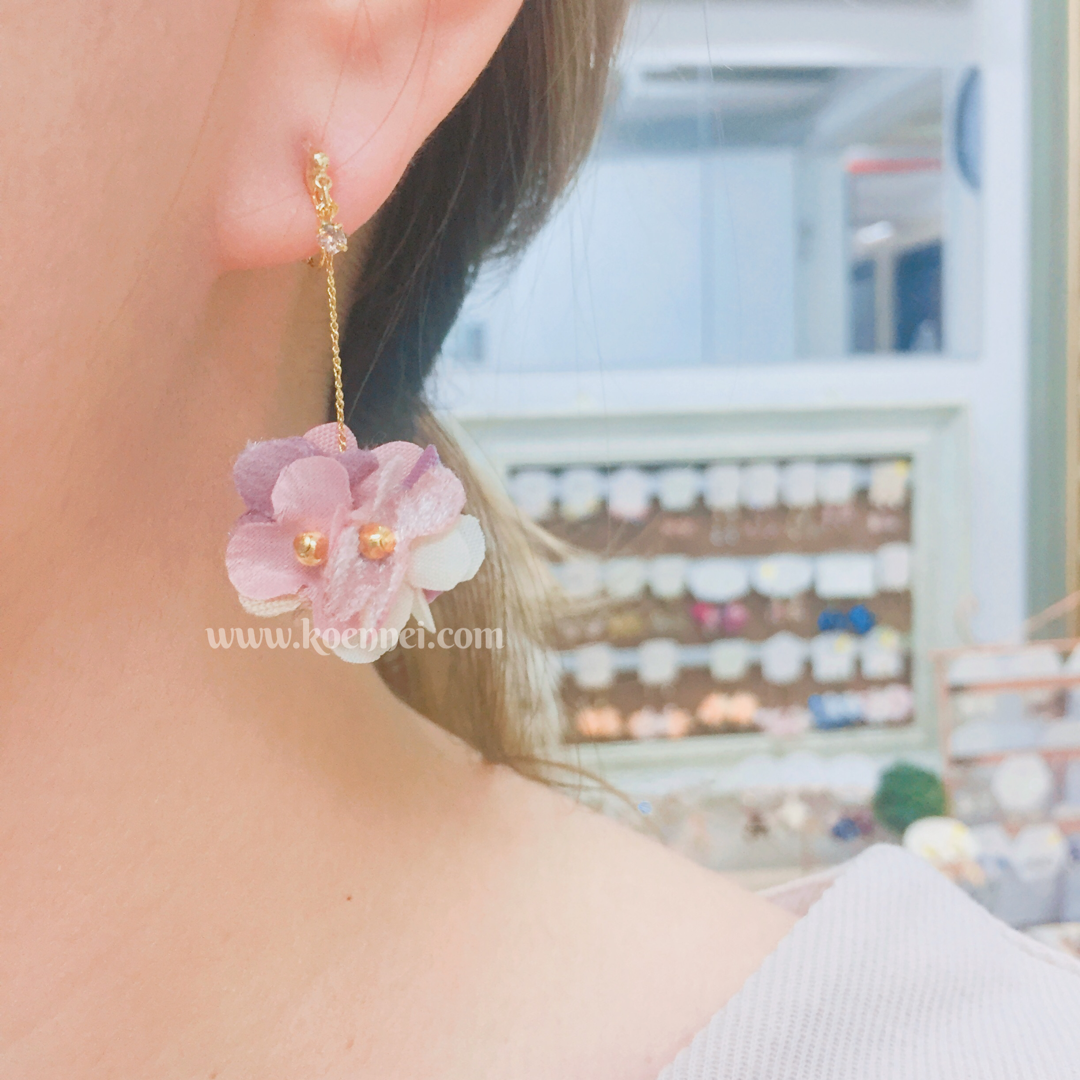 [網站限定優惠]【Zoule】 日本秋色人造花耳環